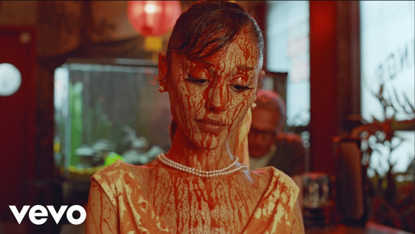 Ariana Grande - petal