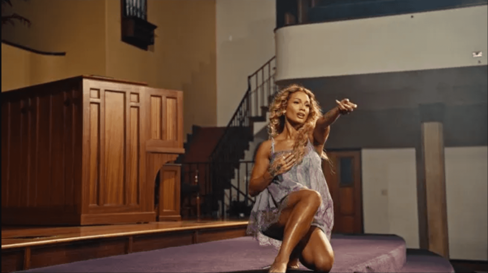 DaniLeigh ft Olamide - Goosebumps