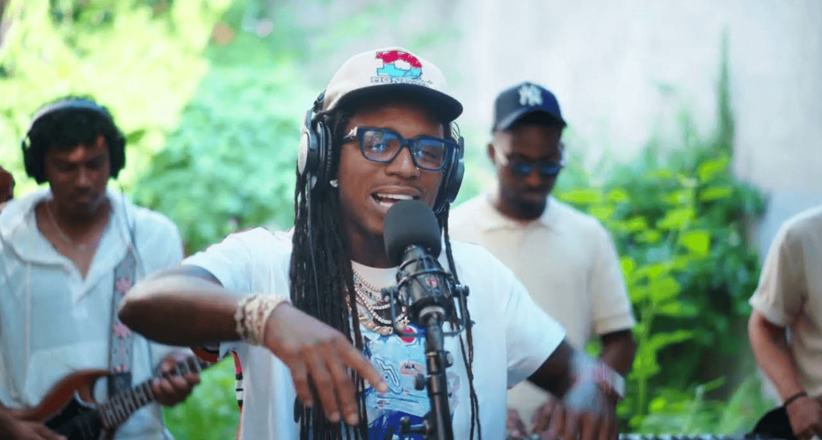 Jacquees - Accuse Me | Live with Bar4Bar.TV