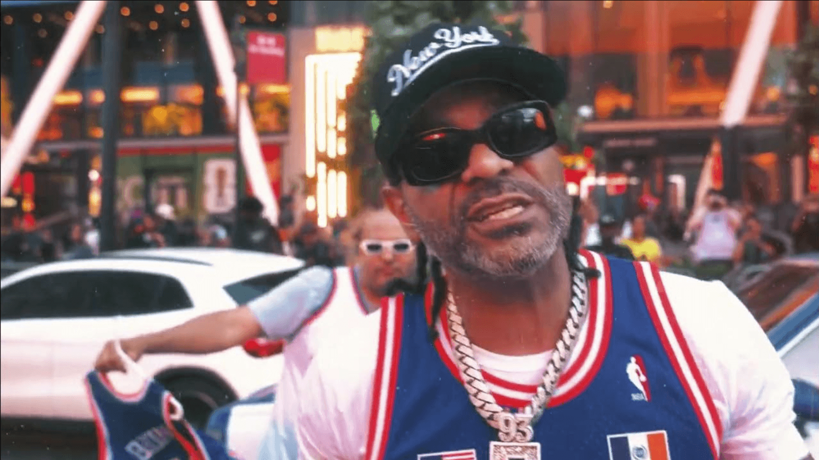Jim Jones - Ballin' (Knicks In 5)